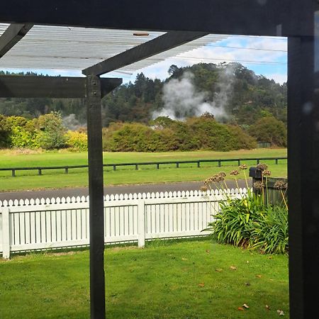 Rotorua Forest Getaway 外观 照片